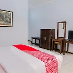 Hotel O Arjosari Near Plaza Araya Formerly Hotel Nugraha