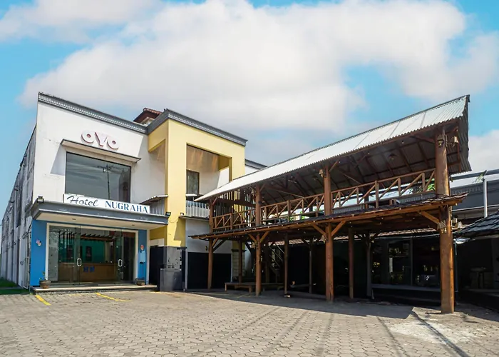Hotel O Arjosari Near Plaza Araya Formerly Hotel Nugraha
