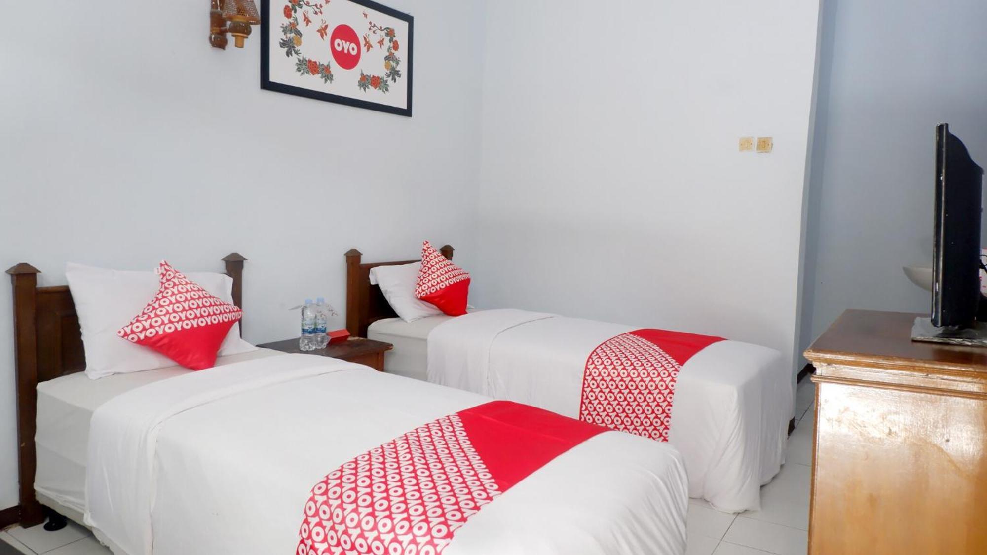 O Arjosari Near Plaza Araya Formerly Nugraha 4*