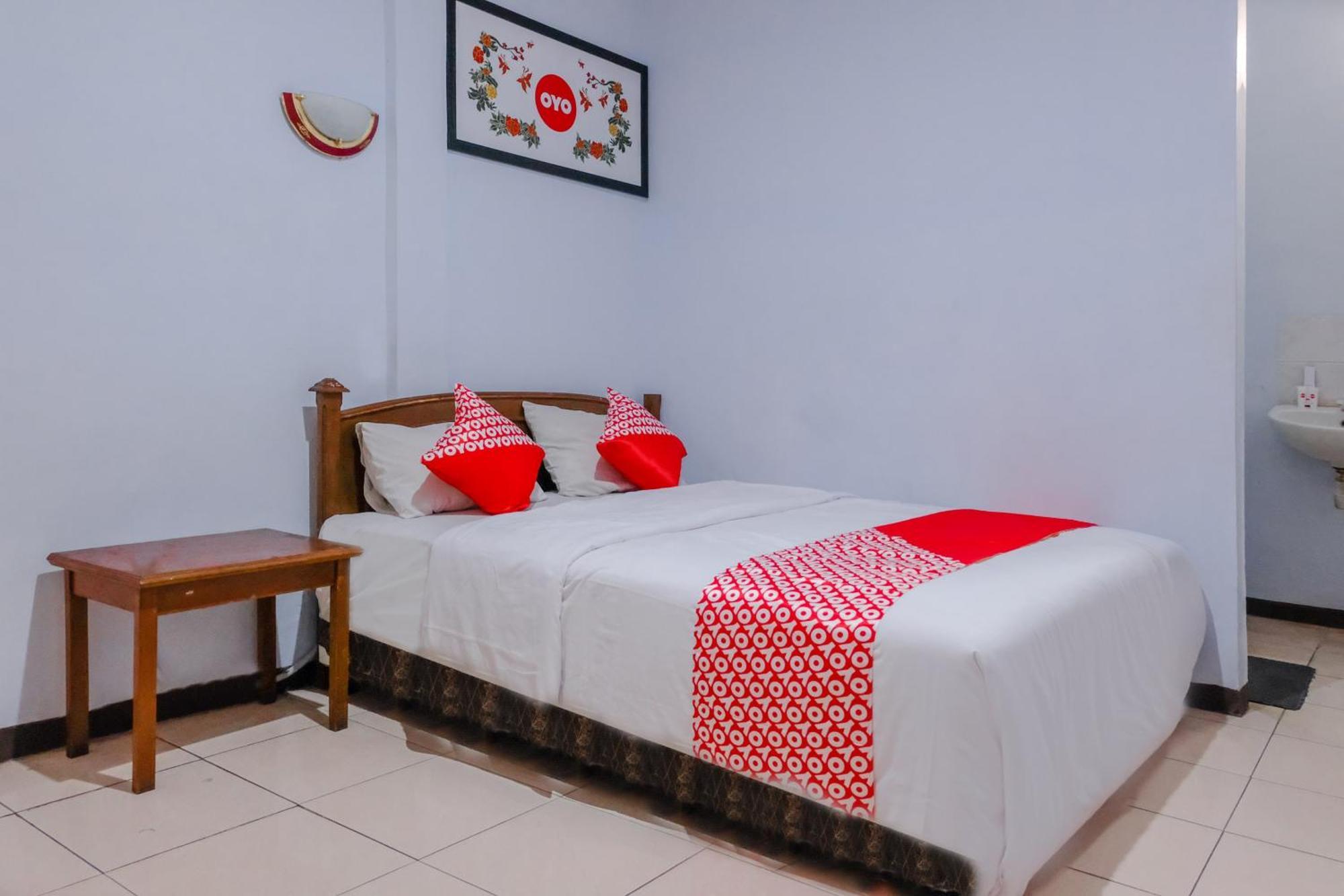 O Arjosari Near Plaza Araya Formerly Nugraha Hotel 4*