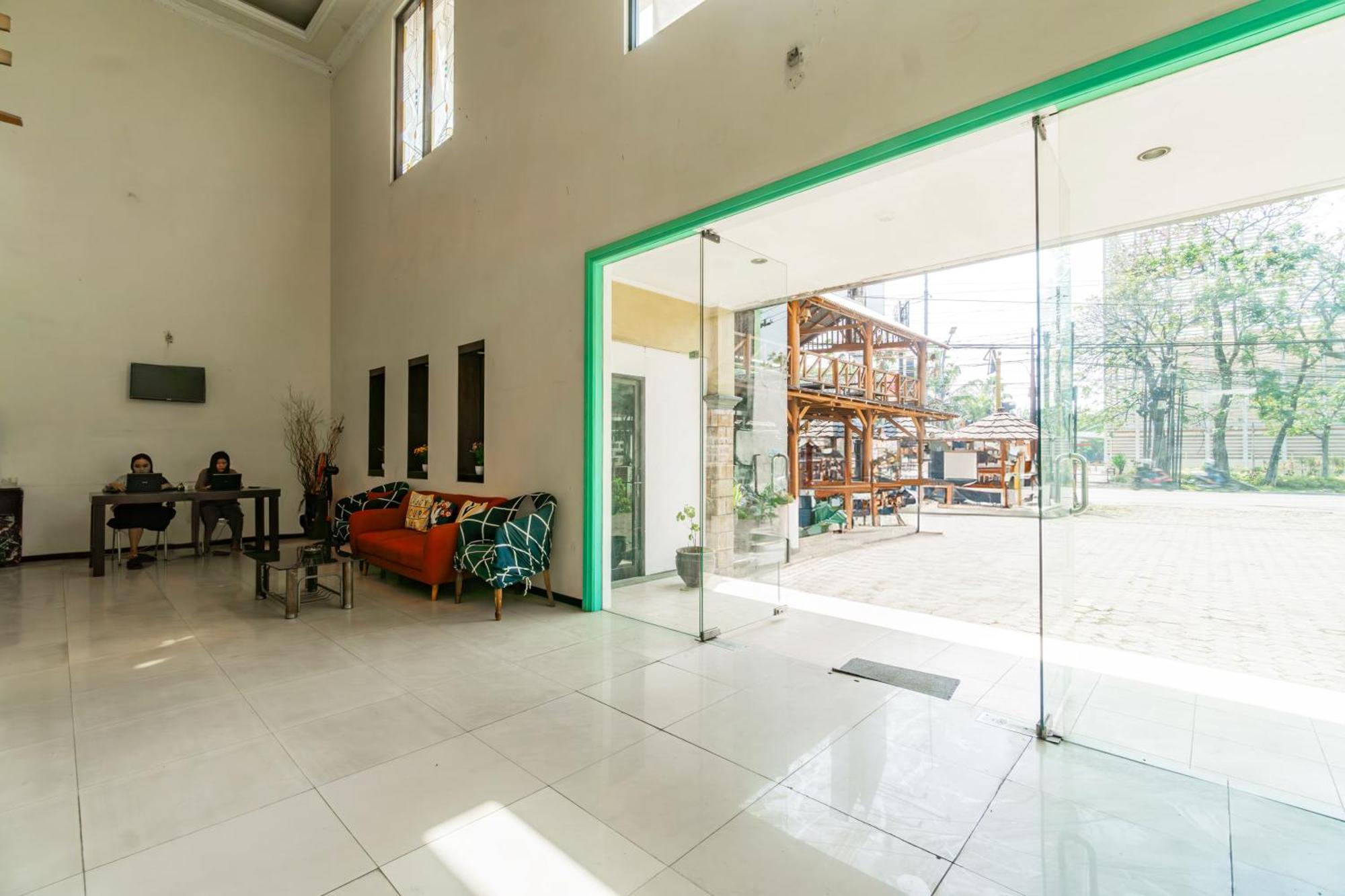 O Arjosari Near Plaza Araya Formerly Nugraha Hotel Malang